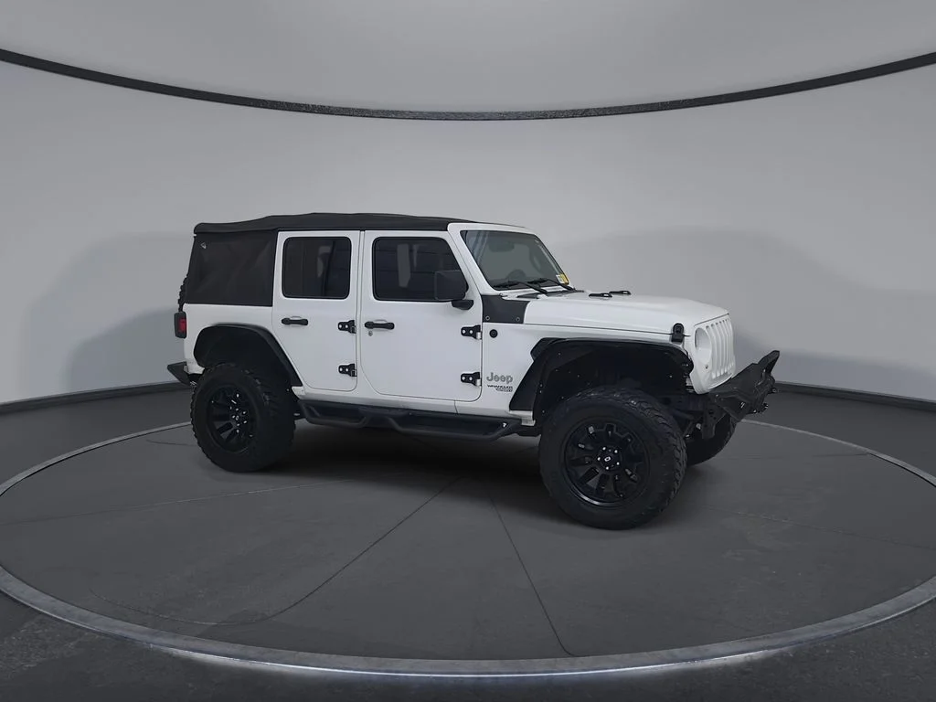 Used 2018 White Jeep Unlimited Sport image 19