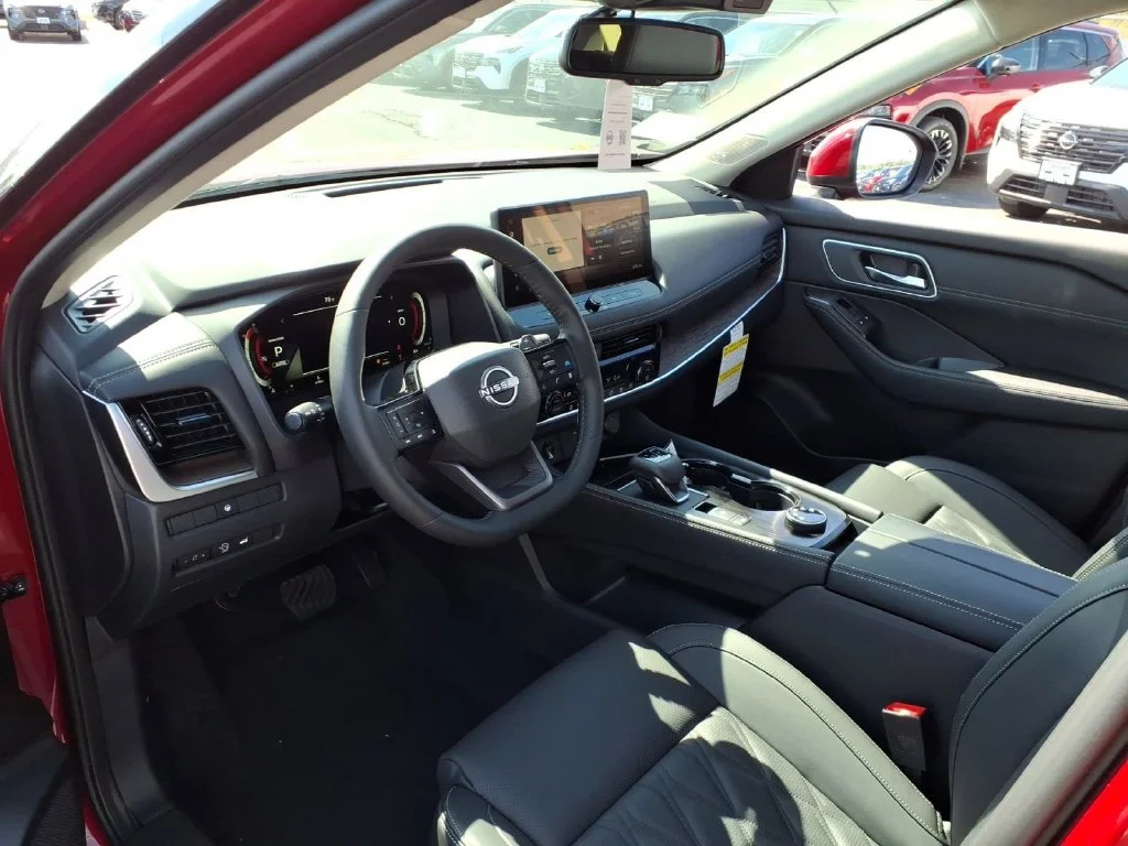 New 2026 Scarlet Ember Tintcoat Nissan Platinum image 12
