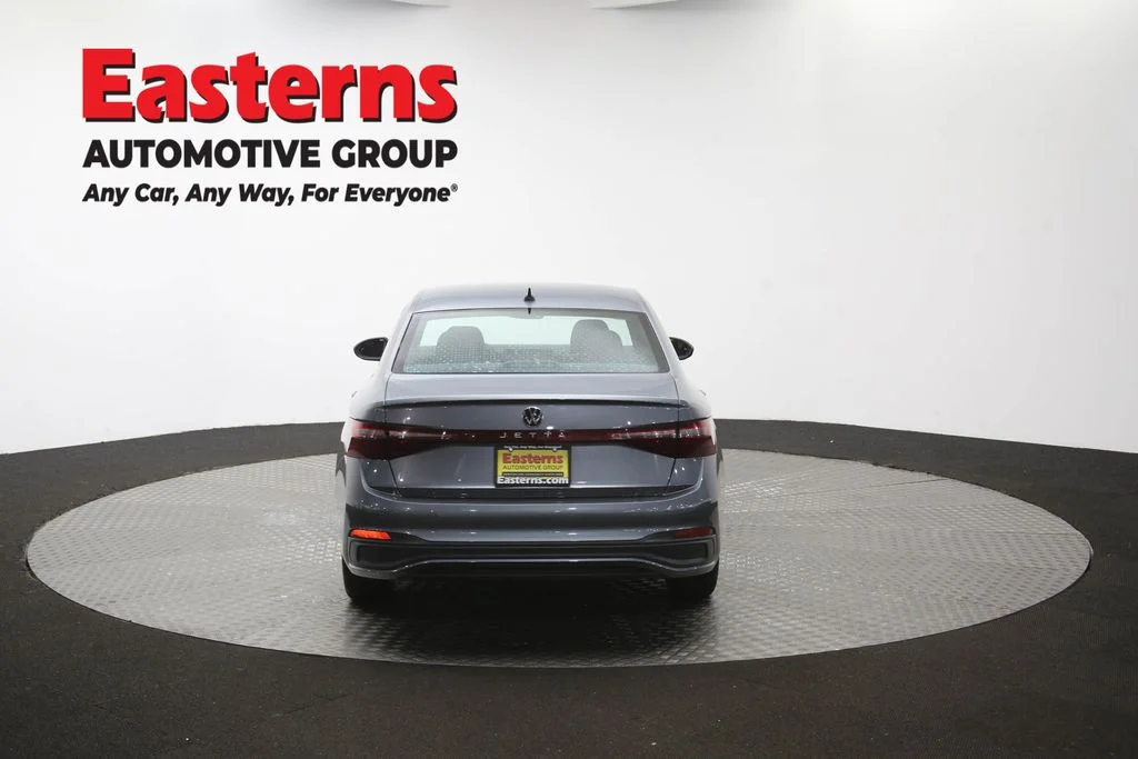 Used 2025 Gray Volkswagen 1.5T Sport image 37