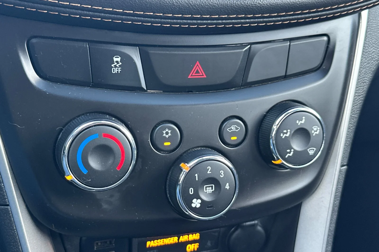 Used 2022 Summit White Chevrolet LT image 20