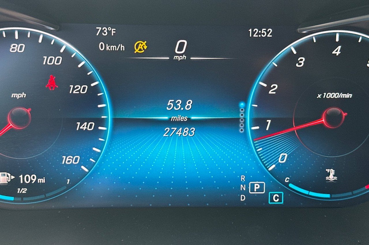Used 2022 Mojave Silver Metallic Mercedes-Benz GLC 300 image 24