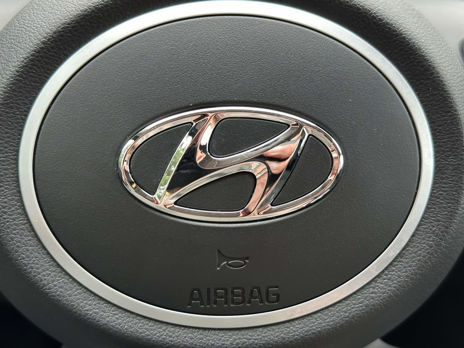Used 2023 Gray Hyundai SEL image 24