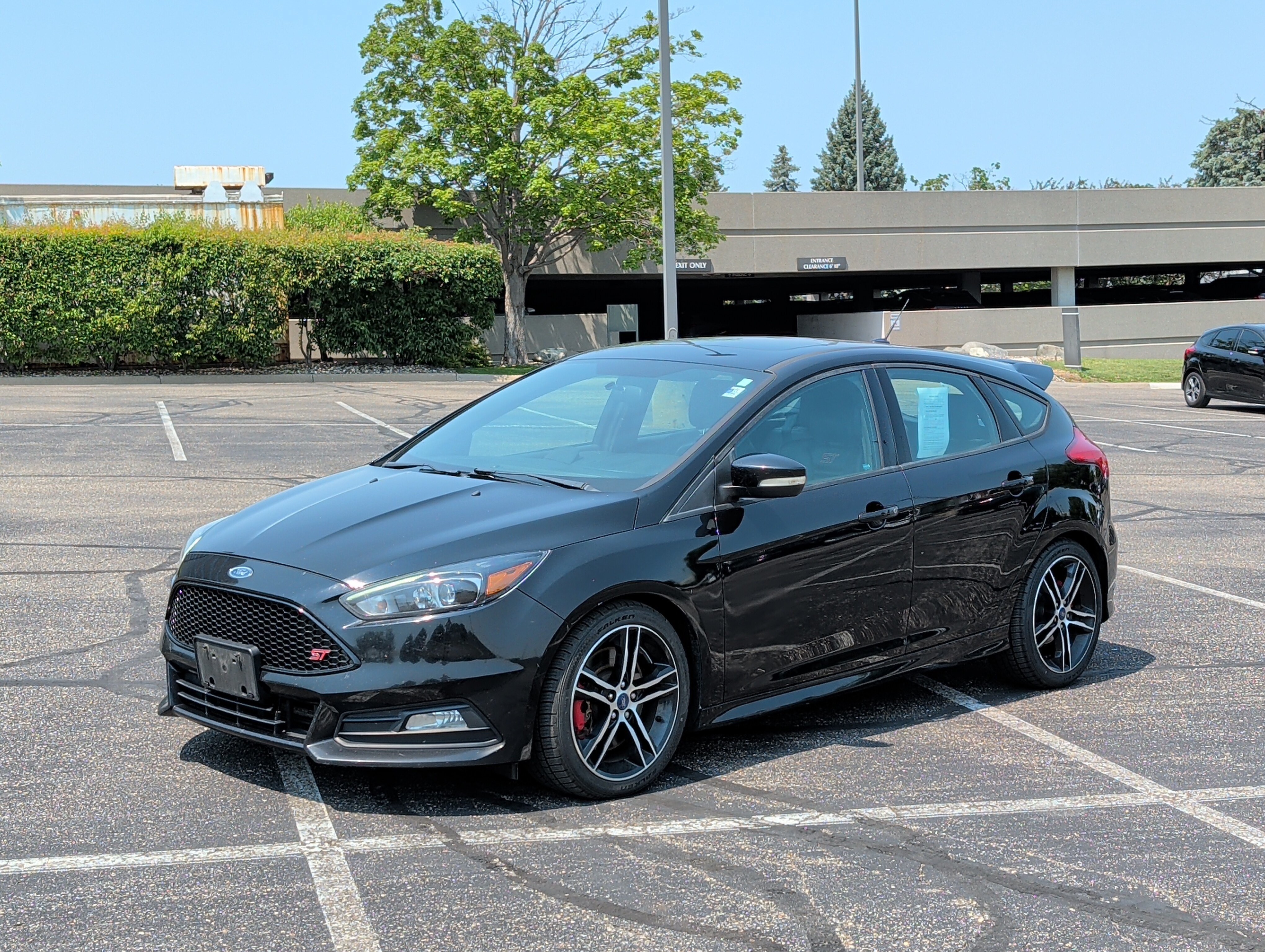 Used 2016 Shadow Black Ford ST image 2