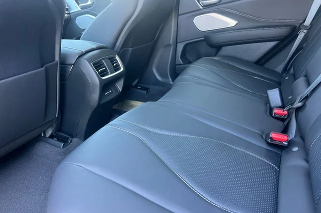 New 2026 Platinum White Pearl Acura Technology Package image 9