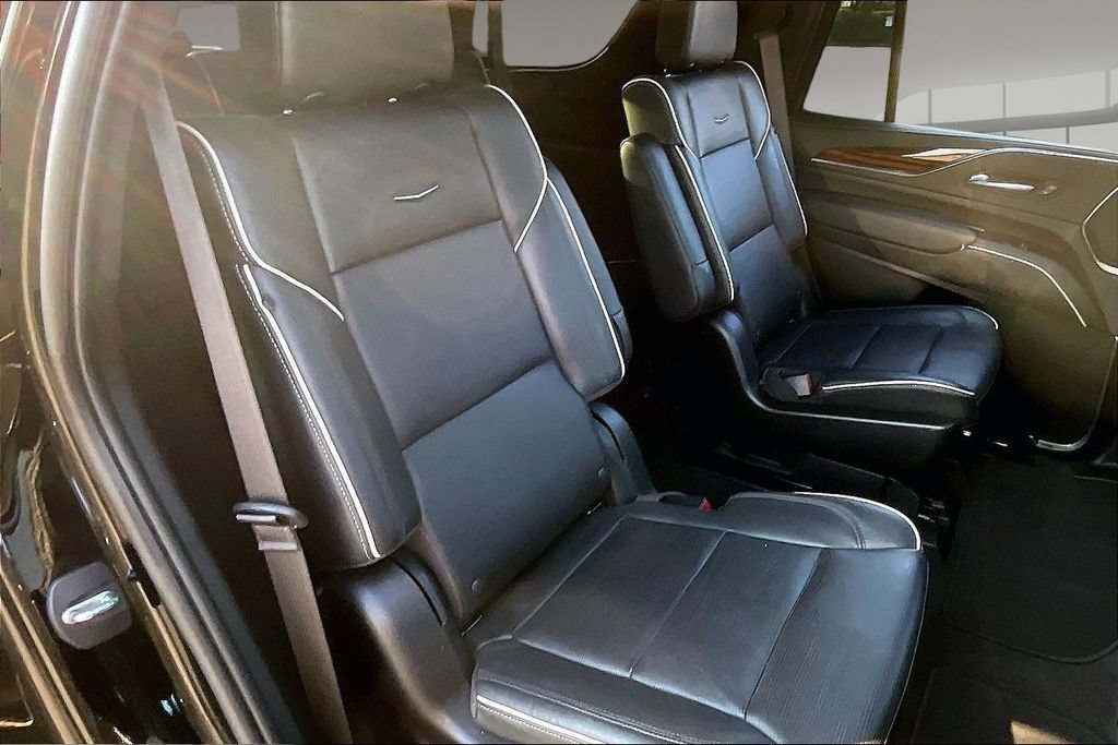 Used 2023 Black Raven Cadillac Premium Luxury image 29