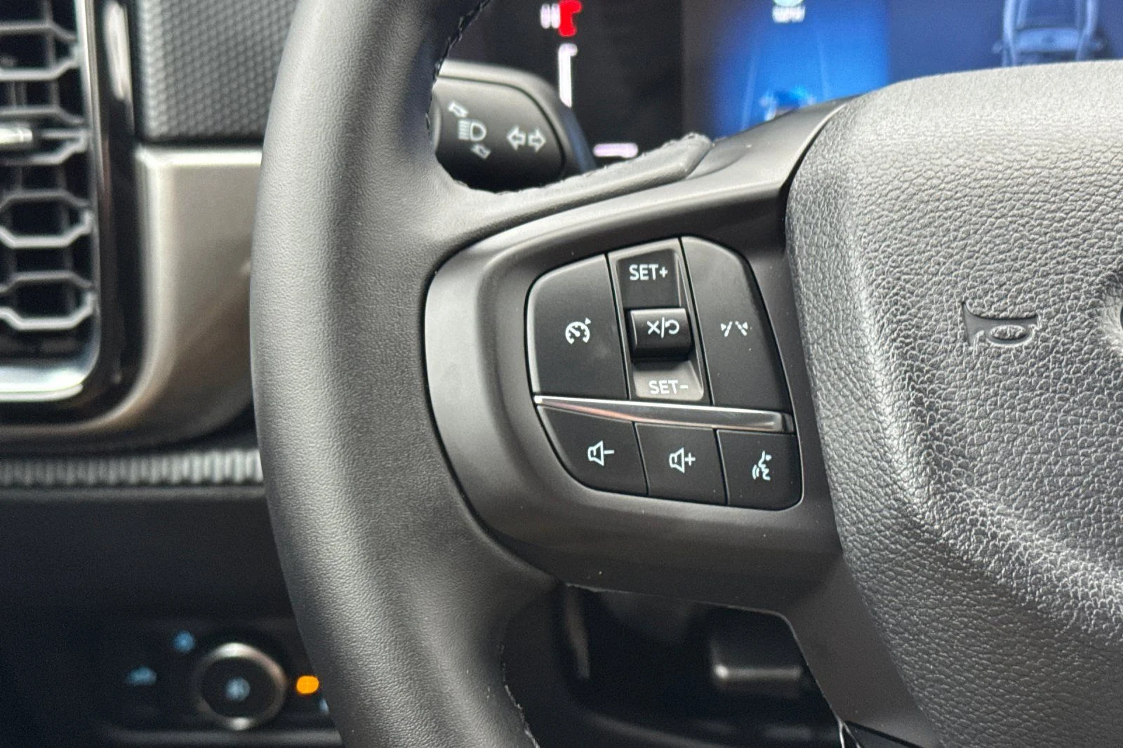 2025 Ford Ranger XLT - Photo 28