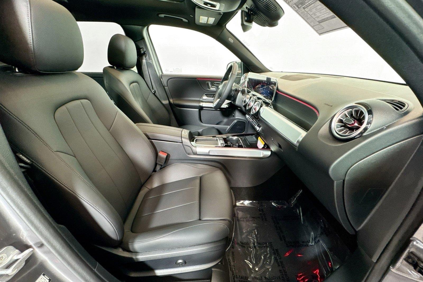 New 2026 Mountain Grey Metallic Mercedes-Benz GLB 250 image 26