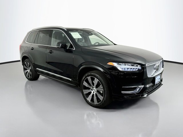2025 Volvo XC90 B6 Plus 7-Seater