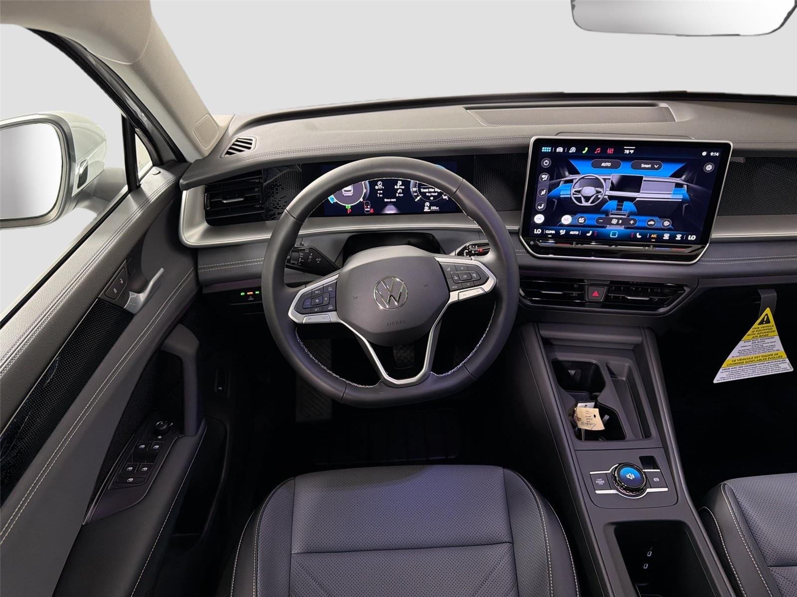 New 2026 Pure White Volkswagen SE image 21