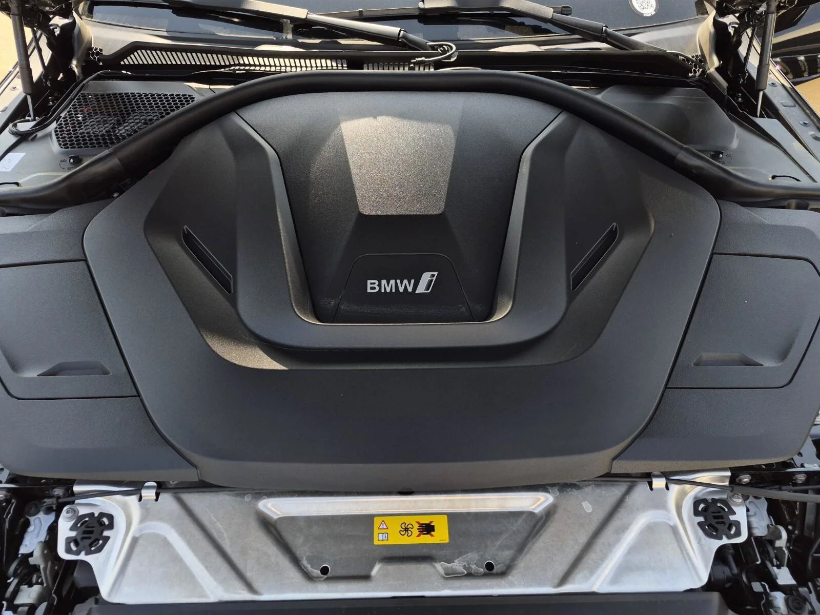 Certified Used 2025 Jet Black BMW xDrive40 image 12