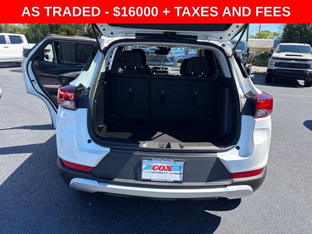 Used 2023 White Chevrolet LT image 16
