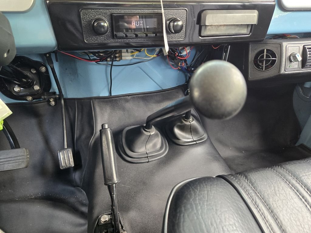 Used 1991 Blue Toyota OJ55 image 12