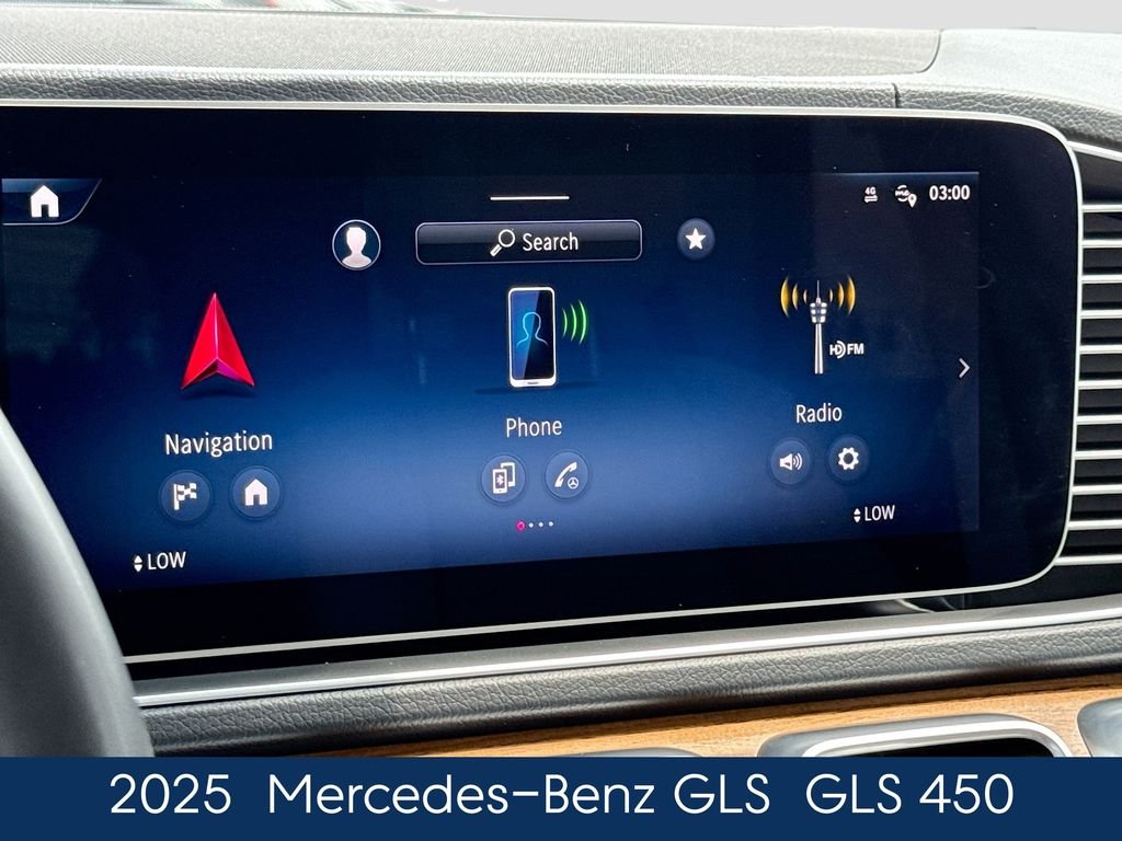 Used 2025  Mercedes-Benz GLS 450 image 31