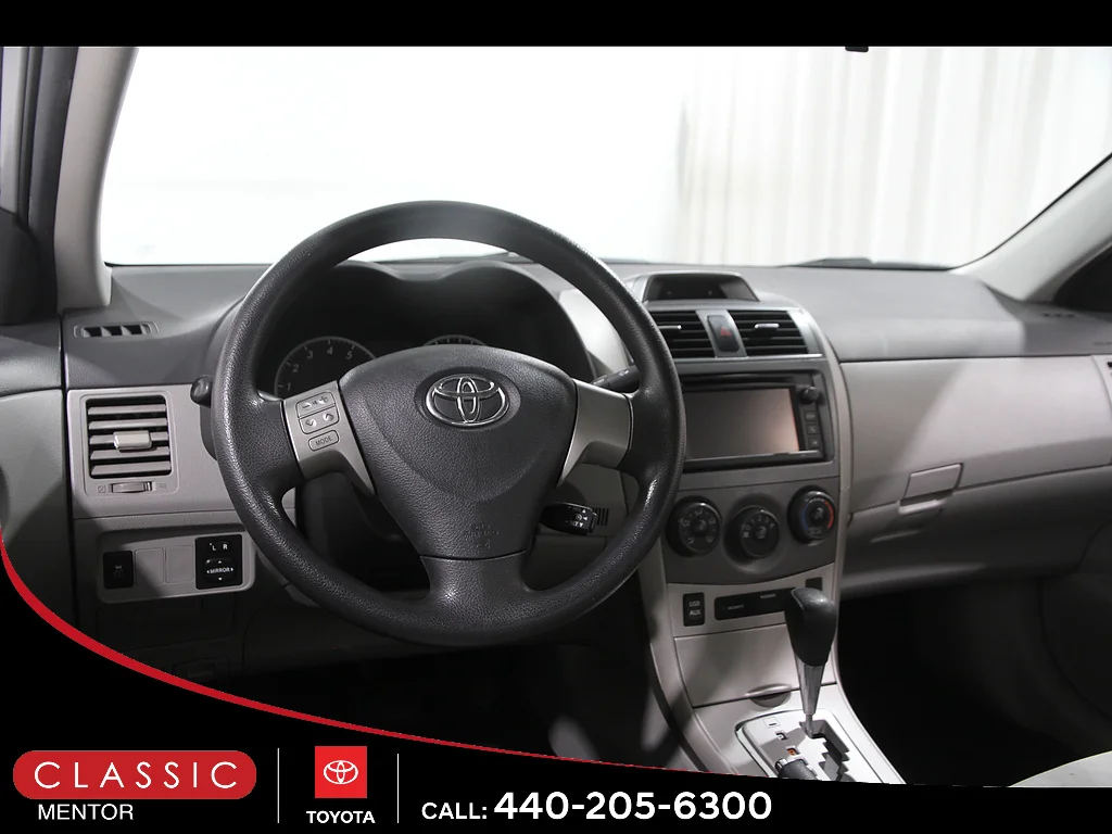 Used 2013 Classic Silver Metallic Toyota LE image 6