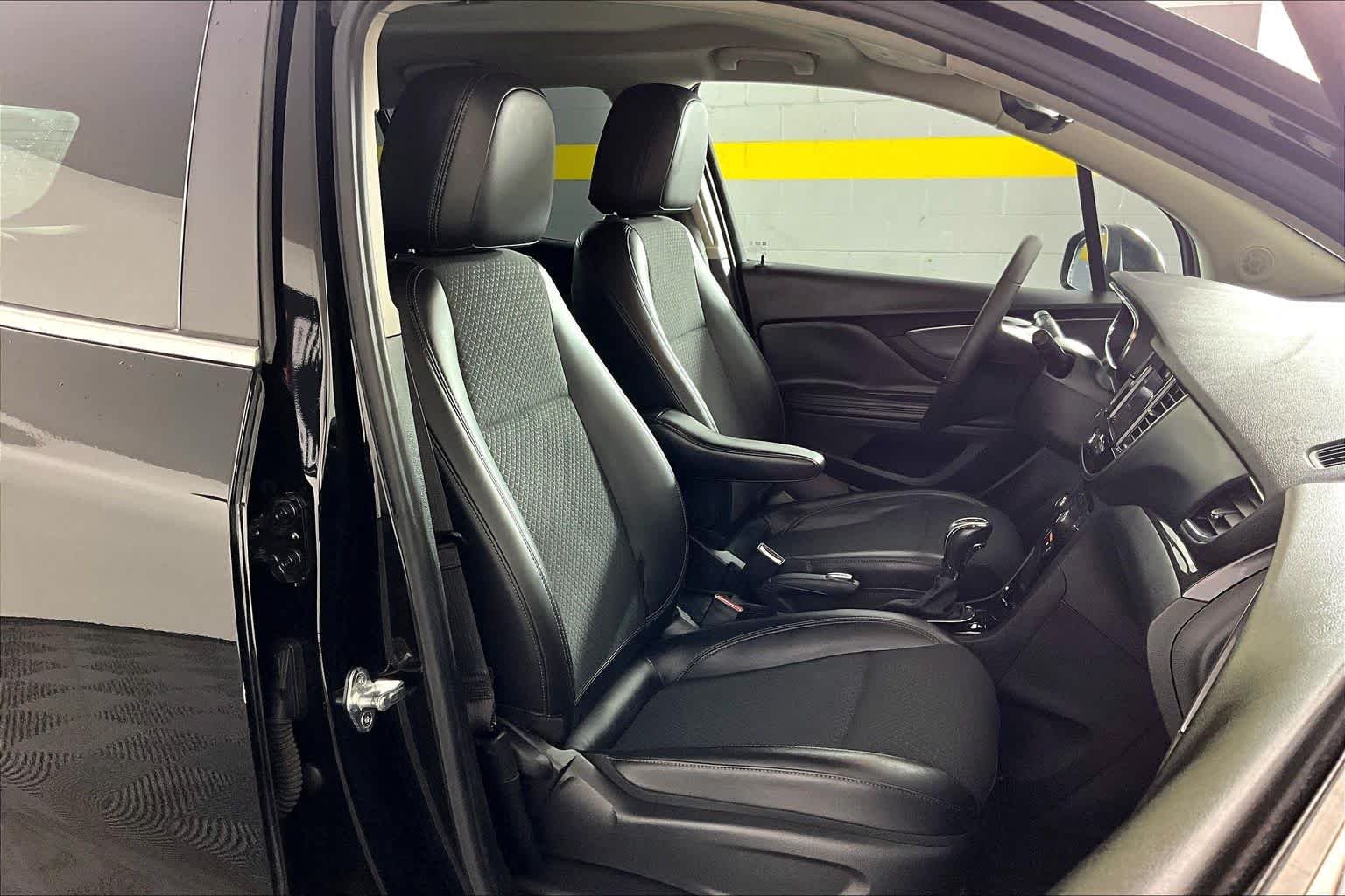 2022 Buick Encore Preferred - Photo 9