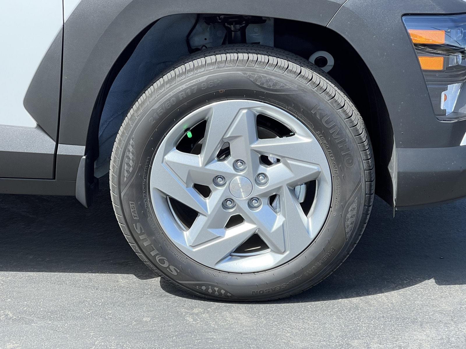 2026 Hyundai Kona SE - Photo 16