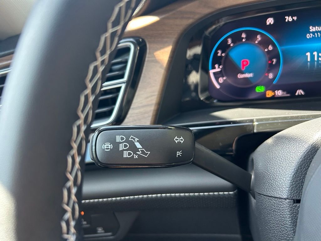 New 2026 Gray Volkswagen SE w/Technology image 21