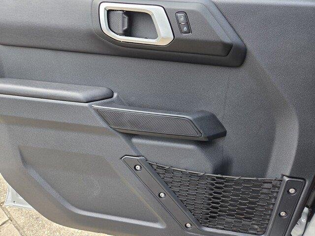 New 2026 Avalanche Gray Ford Outer Banks® image 22