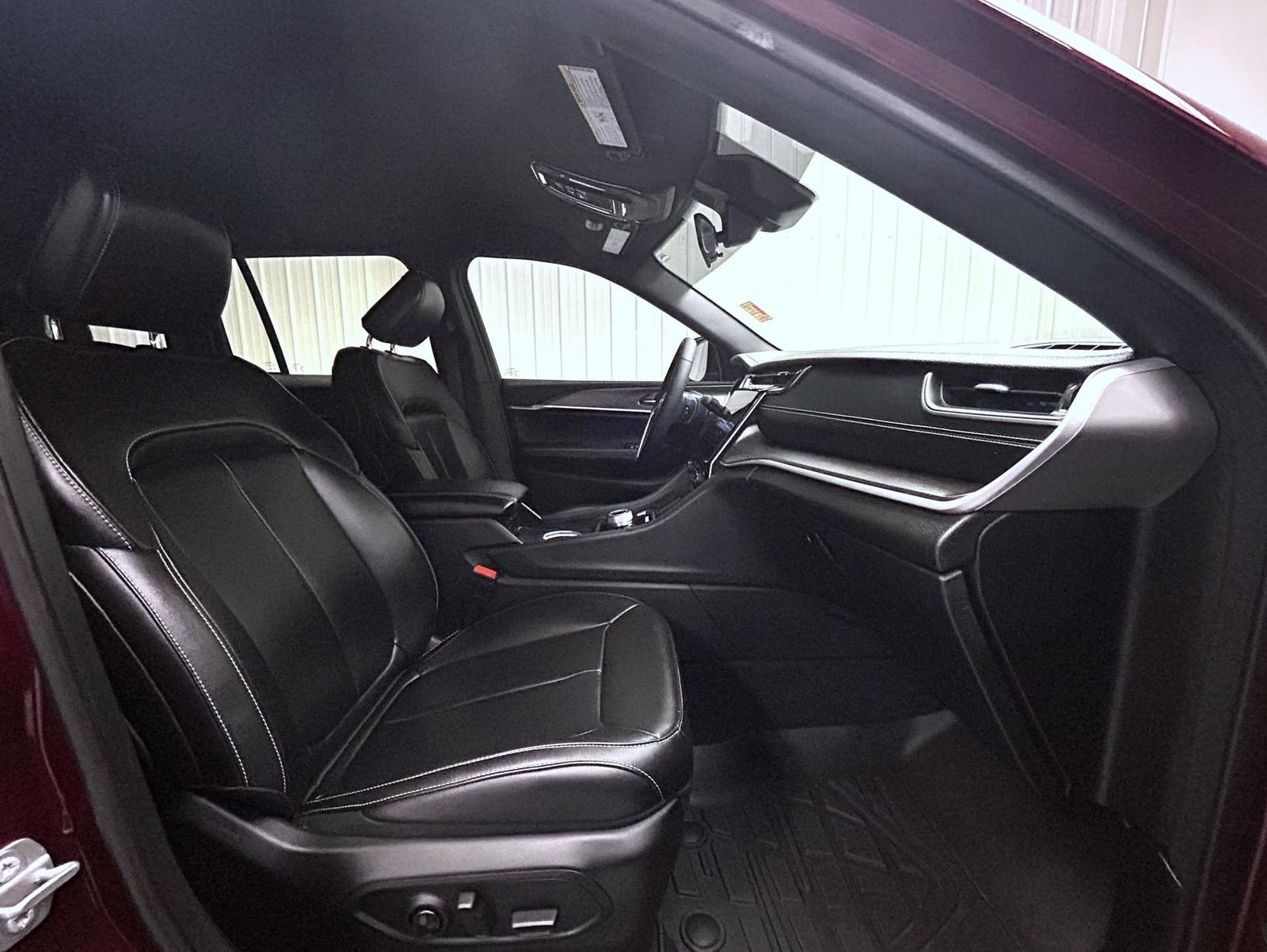 Used 2025 Red Jeep Limited image 15
