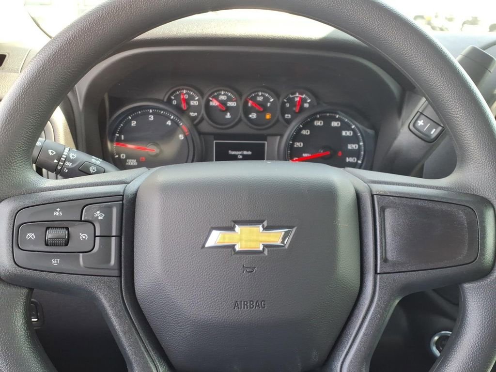 New 2026 Summit White Chevrolet WT image 28