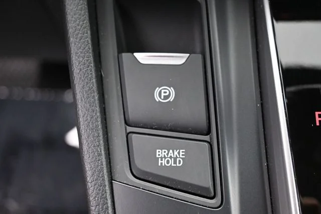 Used 2020 White Honda EX image 25