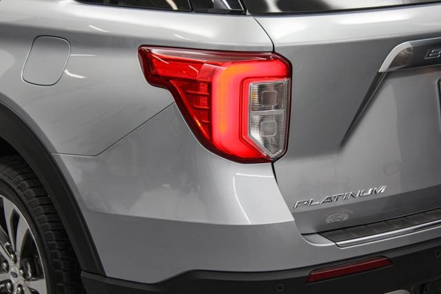 Used 2020 Silver Metallic Ford Platinum image 6