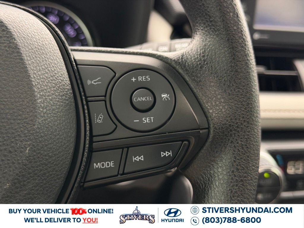 2021 Toyota RAV4 XLE - Photo 31