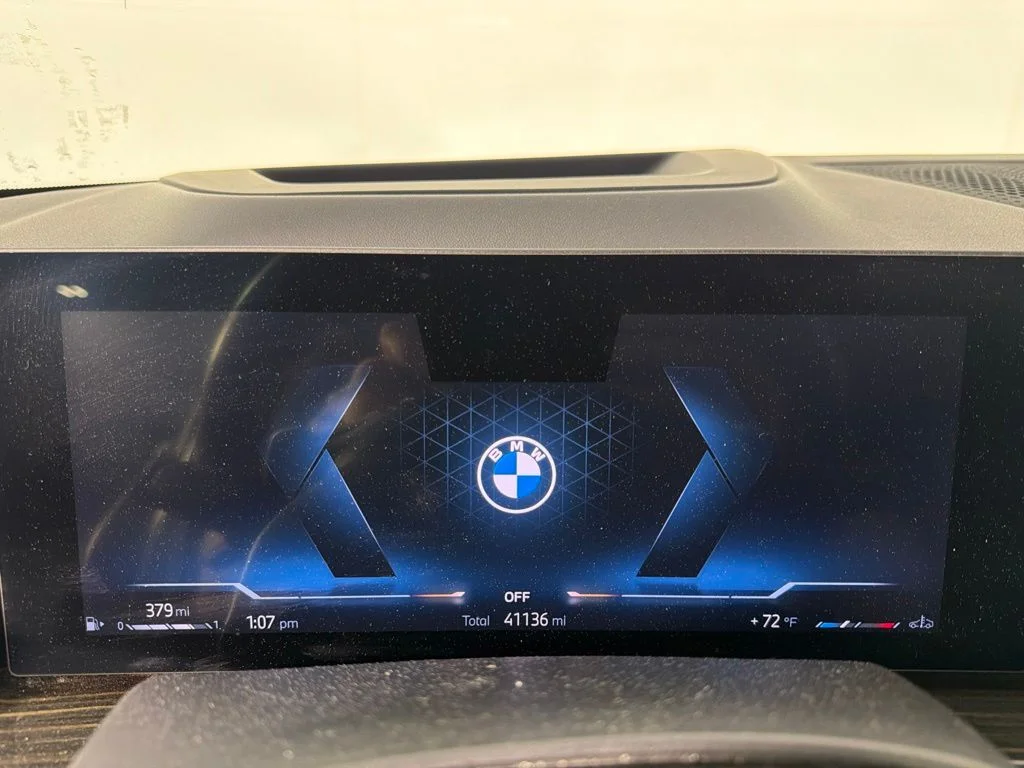 Used 2025 Gray BMW xDrive40i image 33