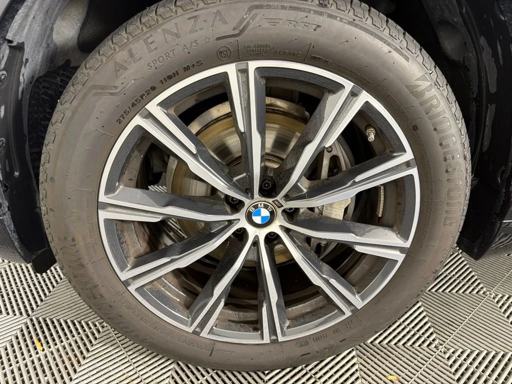 Certified Used 2026 Carbon Black Metallic BMW xDrive40i image 10