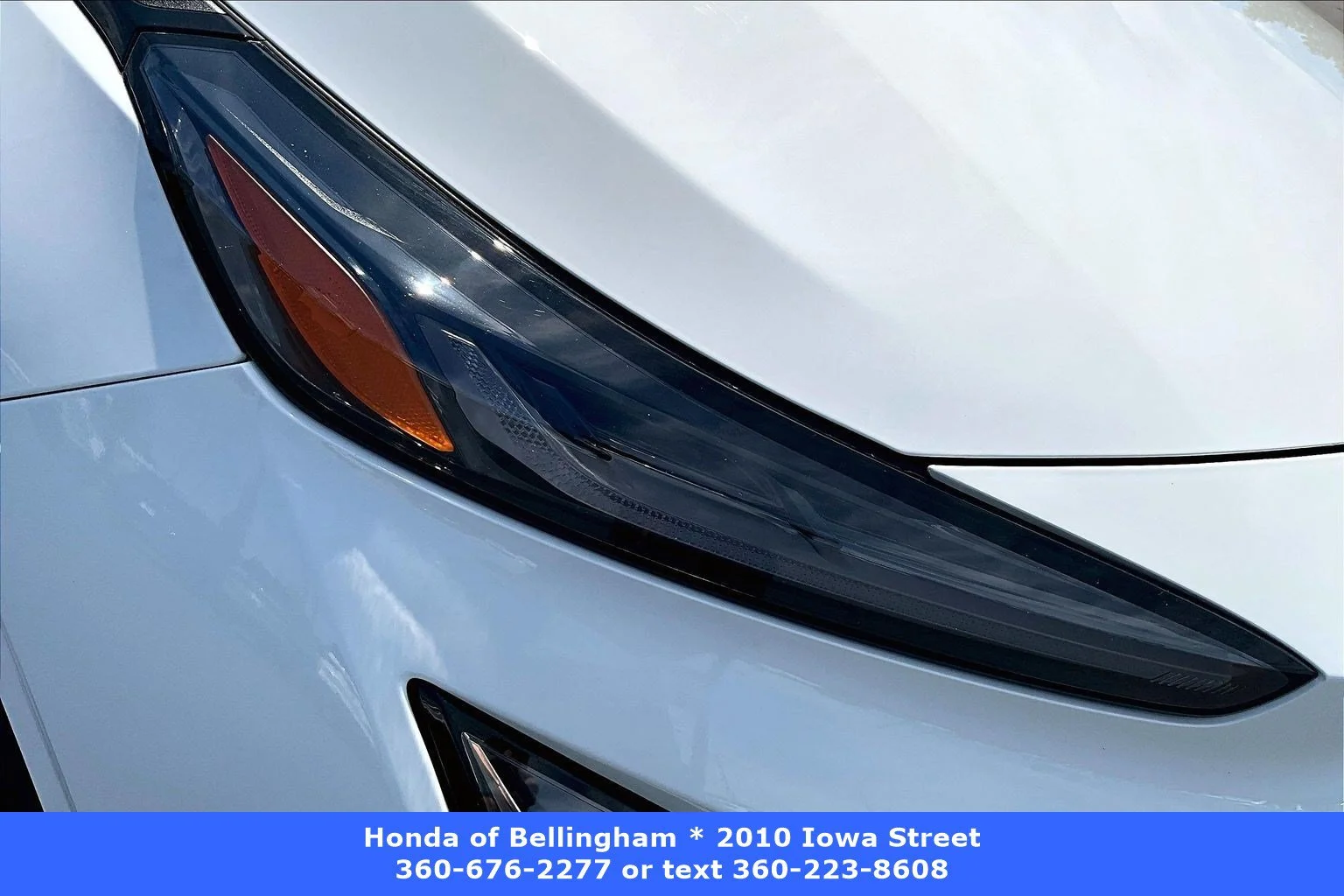Used 2023 Summit White Chevrolet LT image 25