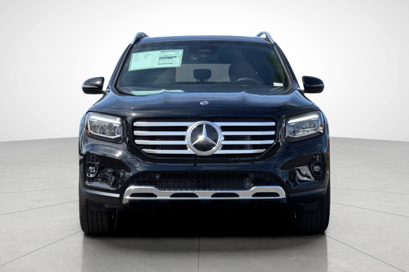 Used 2026 Black Mercedes-Benz GLB 250 image 5