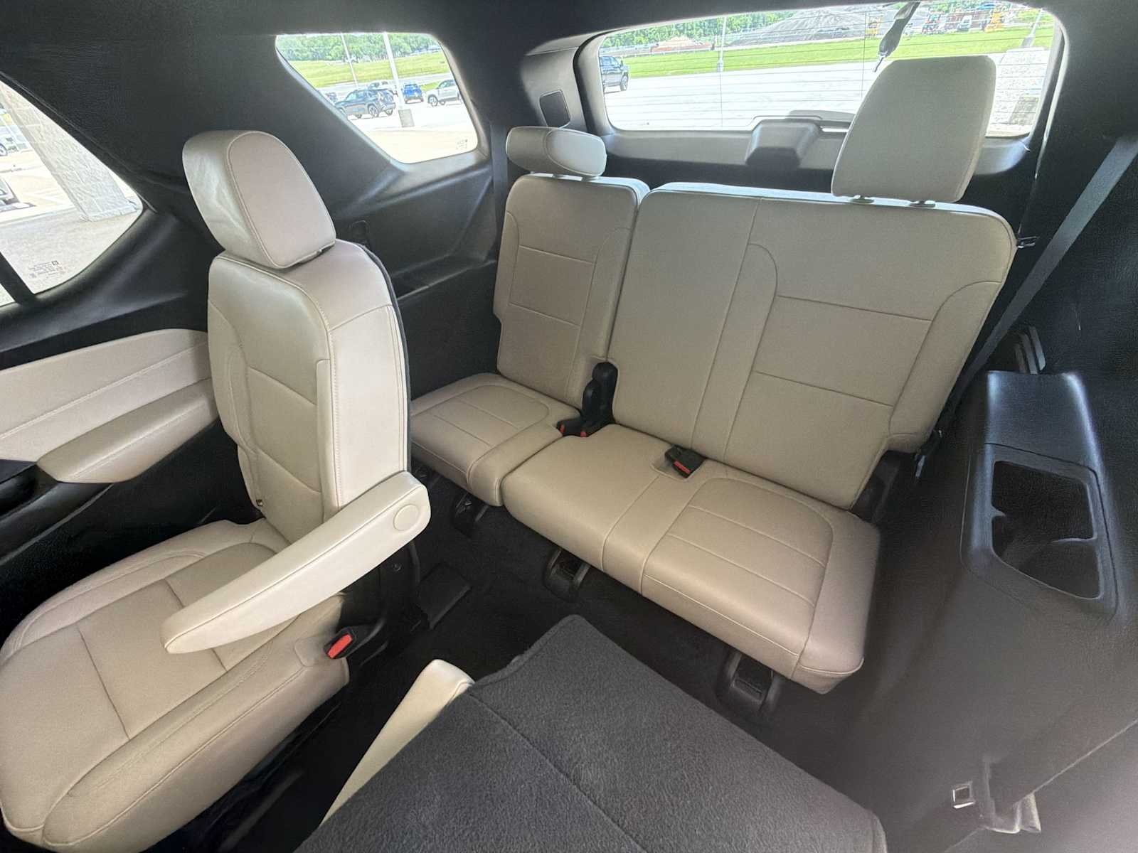 2023 Chevrolet Traverse 3LT - Photo 36
