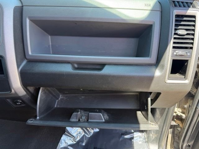 2017 RAM Ram 1500 Pickup Tradesman - Photo 26