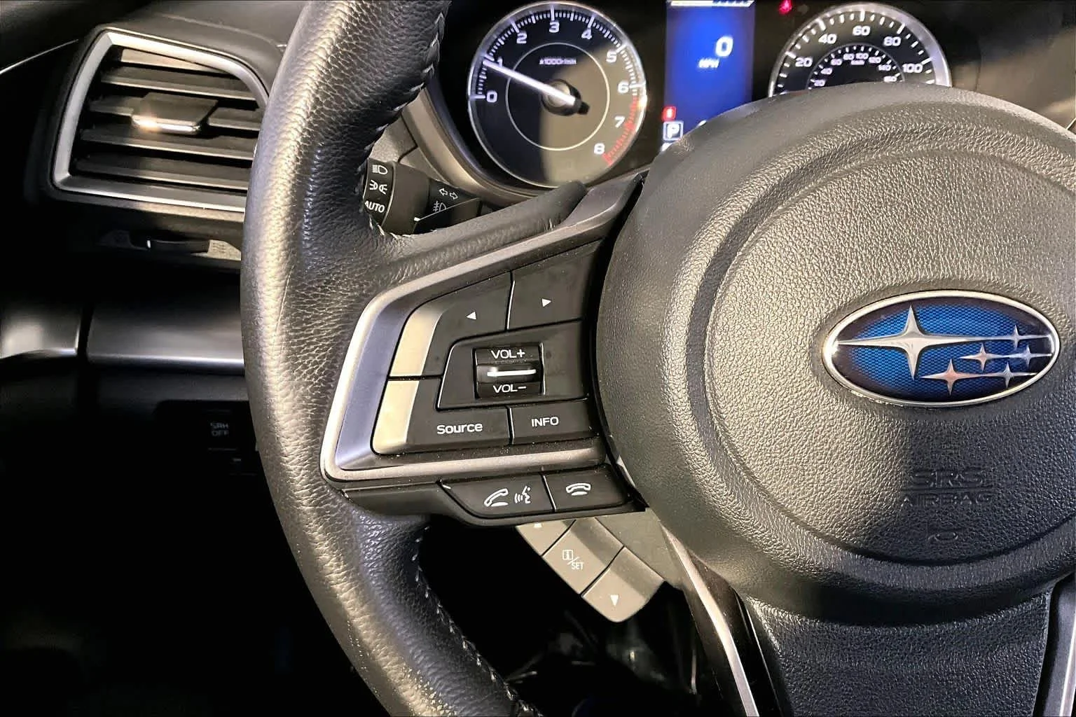 Used 2019 Crystal Black Silica Subaru Limited image 24