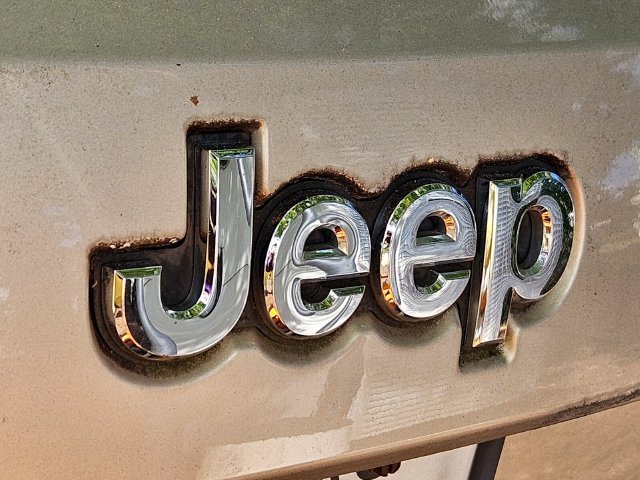 Used 2014 Beige Jeep Laredo image 10