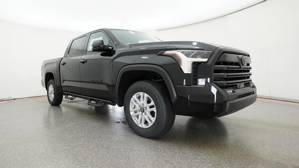 New 2026 Midnight Black Metallic Toyota SR5 image 37