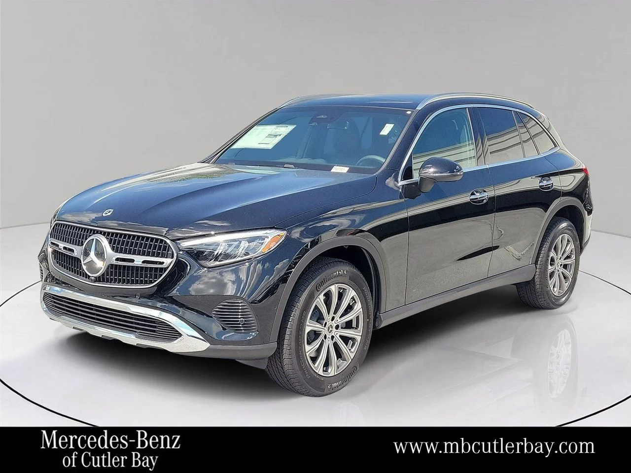 New 2026 Black Mercedes-Benz GLC 300 image 1