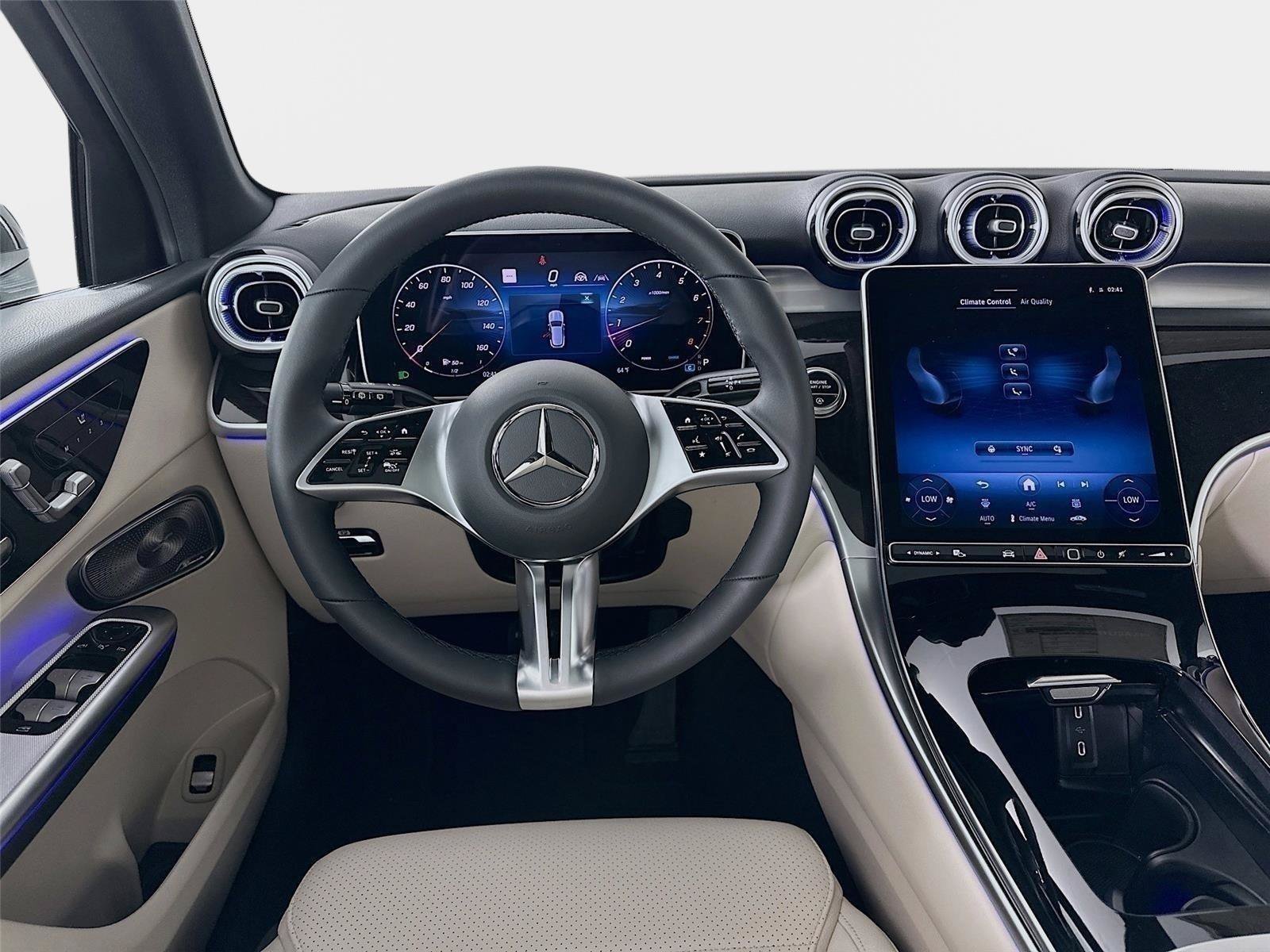 Used 2026  Mercedes-Benz GLC 300 image 29