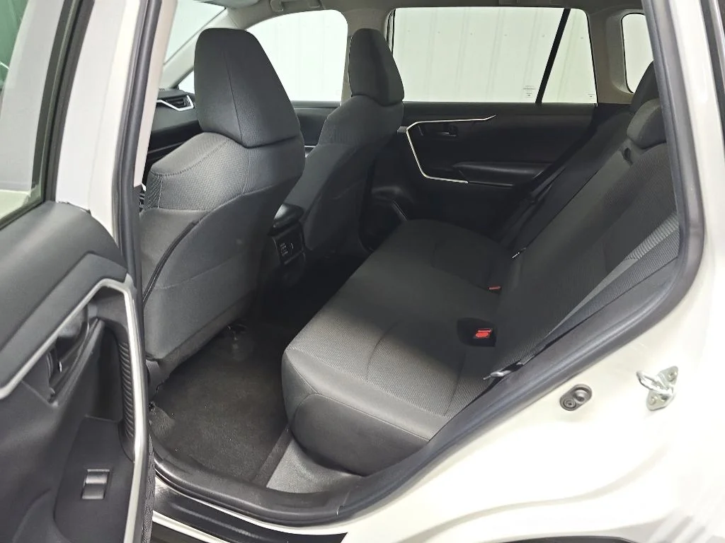 Used 2023 White Toyota LE image 30