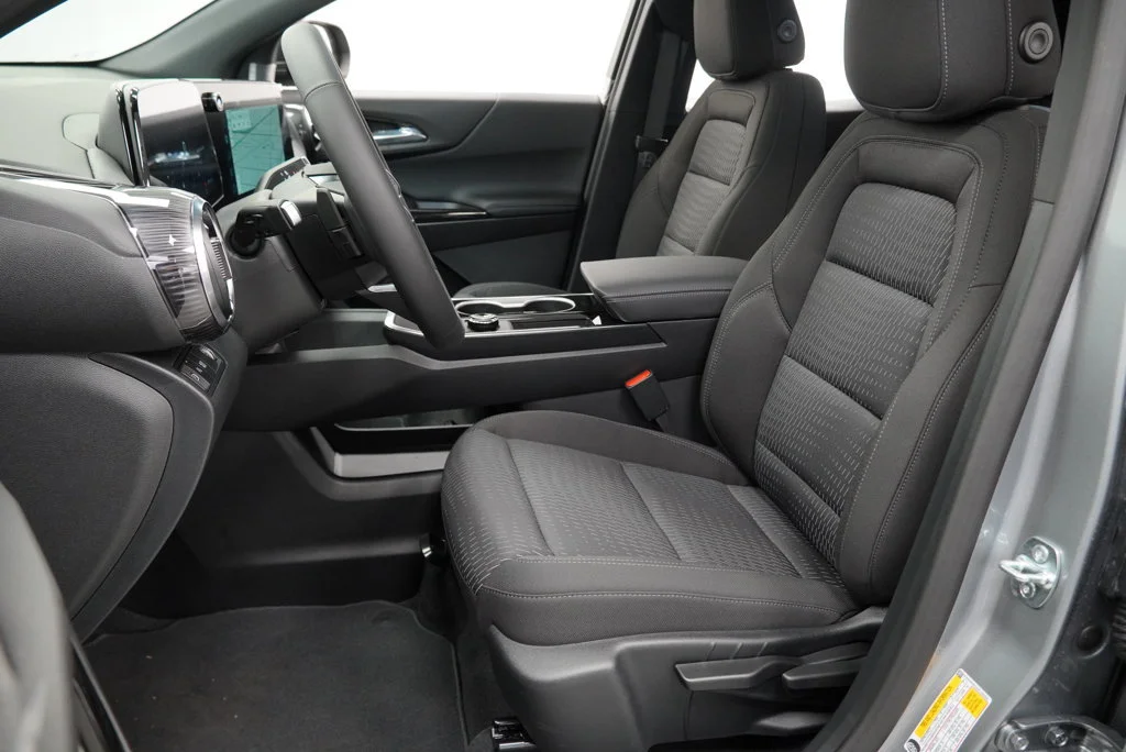 New 2027 Sterling Gray Metallic Chevrolet LT image 7