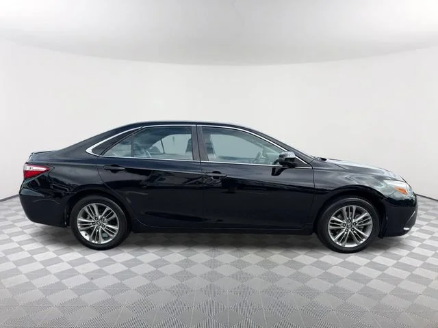 Used 2017 Black Toyota SE image 4