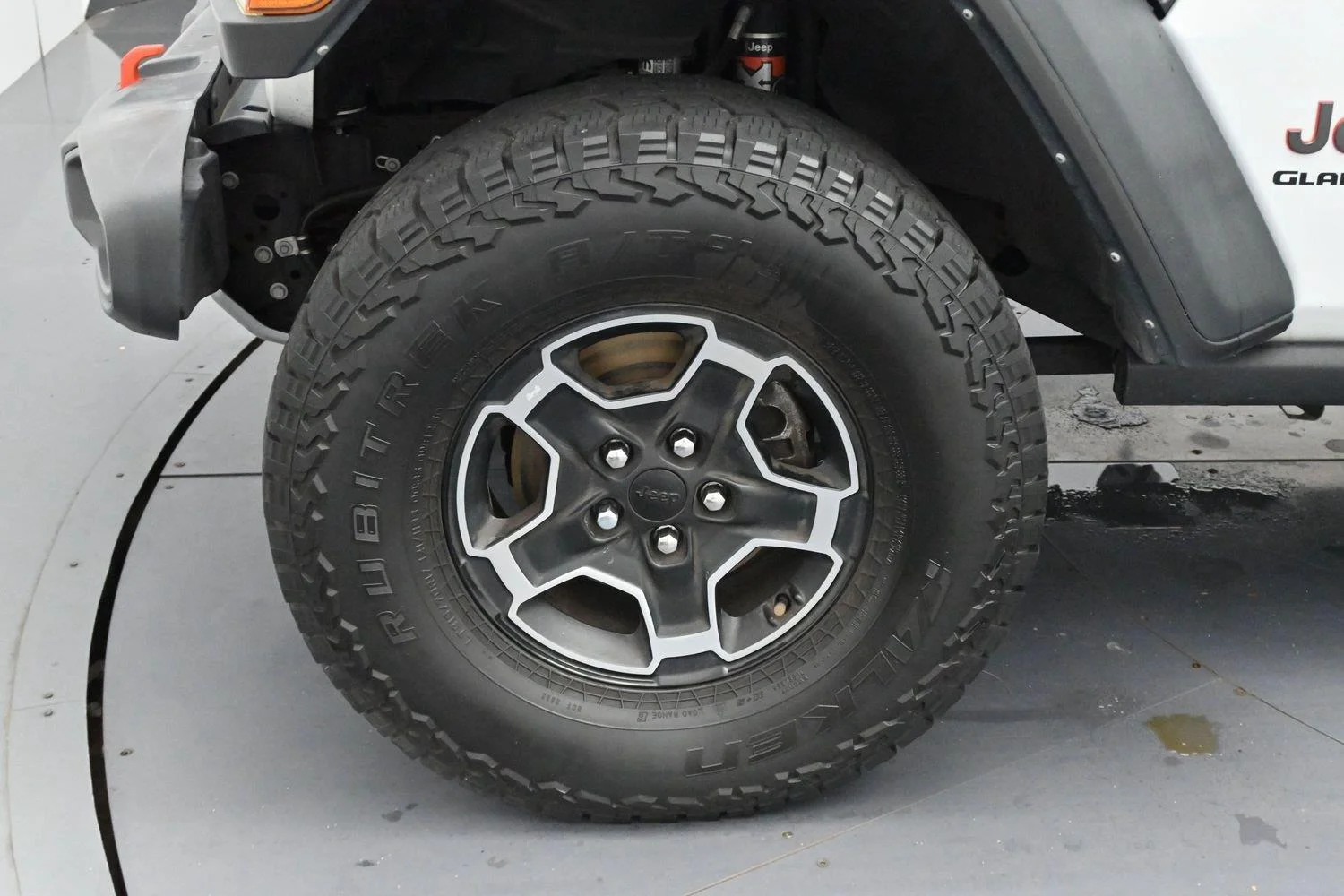Used 2022 Bright White Clearcoat Jeep Mojave image 33