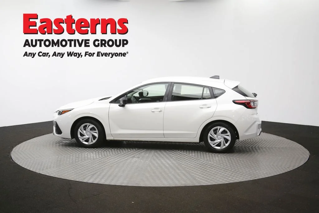Used 2024 White Subaru Base image 58