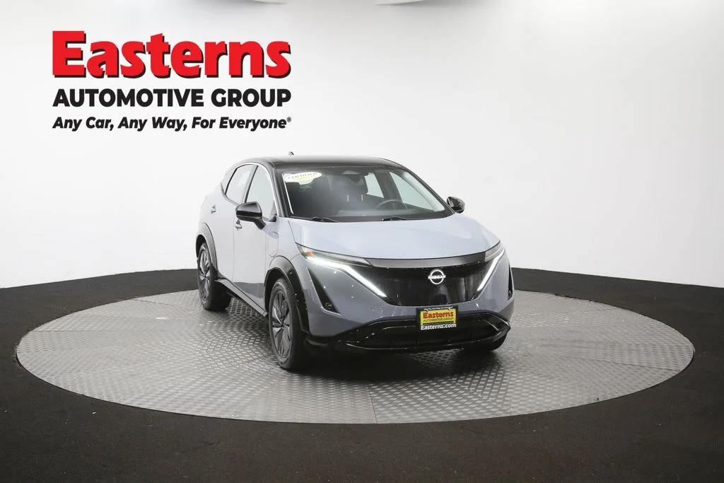 Used 2023 Gray Nissan VENTURE+ image 49