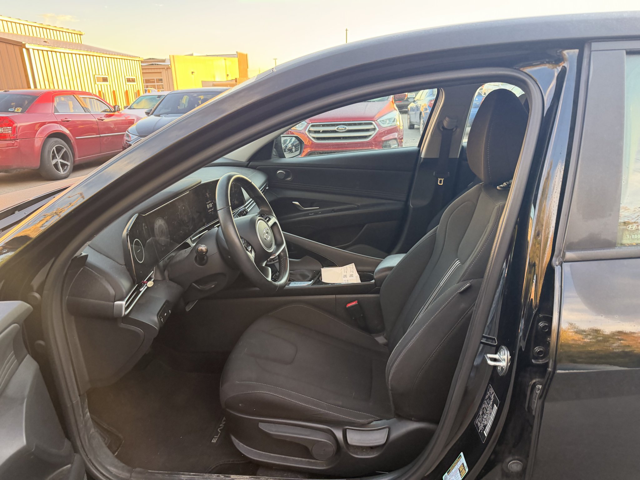 Used 2023 Onyx Black Hyundai SEL image 6