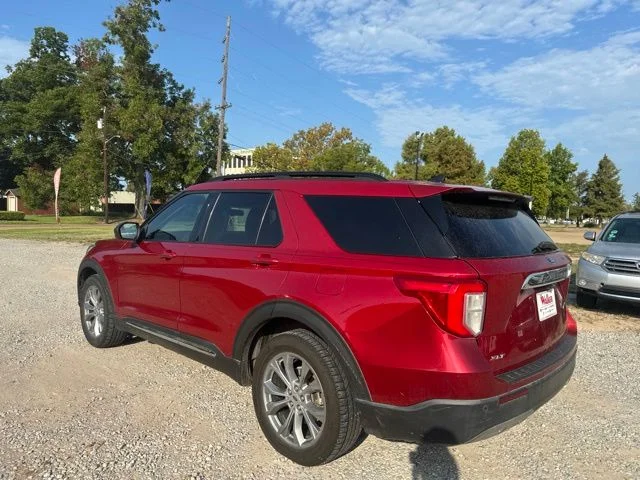 Used 2021 Red Ford XLT image 9