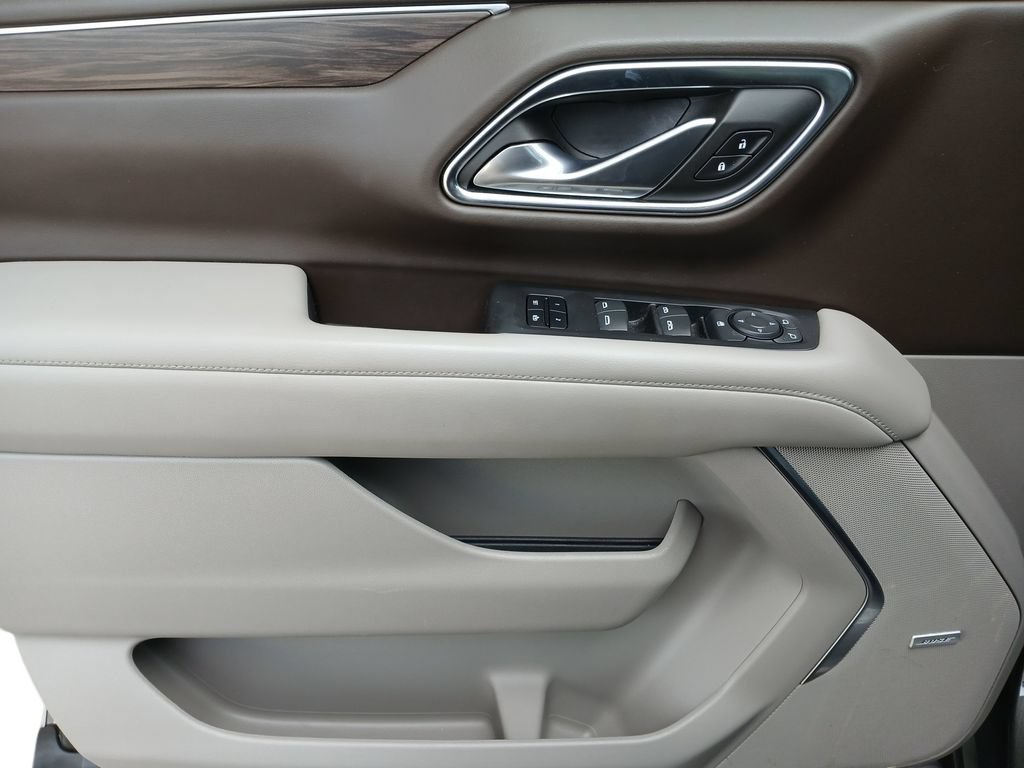 2021 Chevrolet Suburban Z71 - Photo 24
