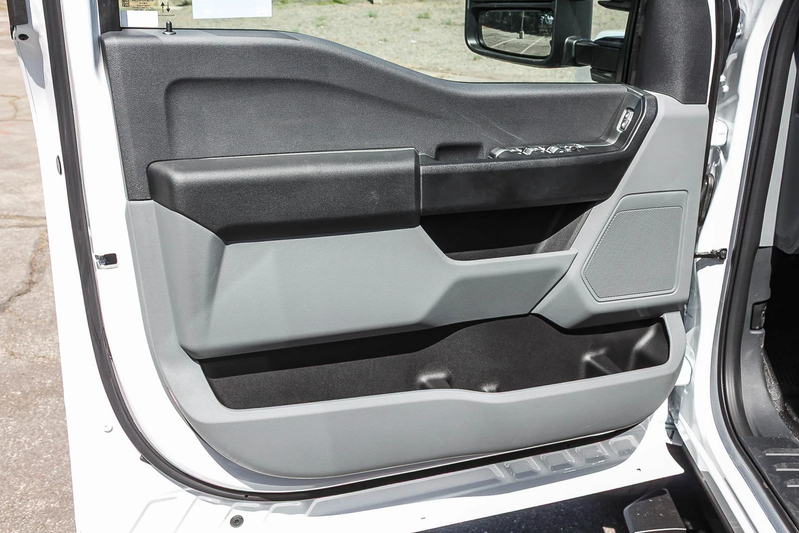 New 2026 Oxford White Ford F-250® XL image 22