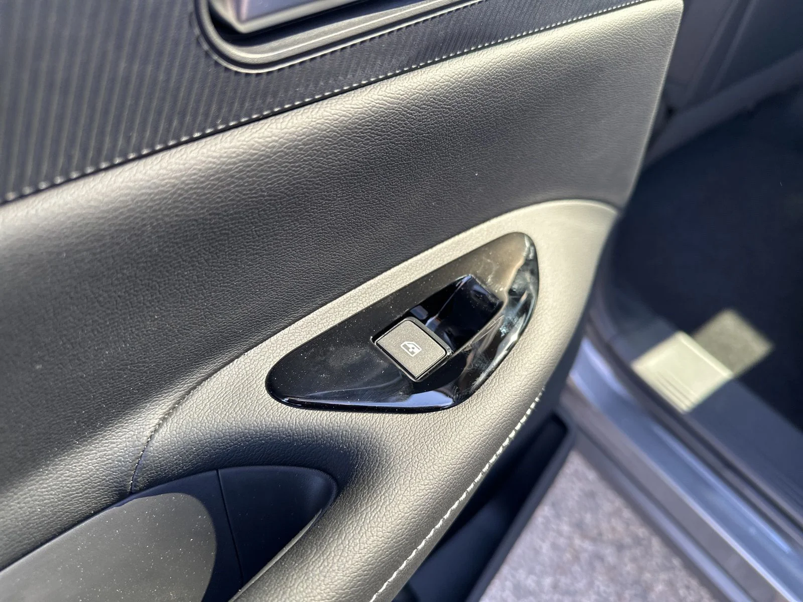 New 2026 Gun Metallic Nissan Platinum image 23