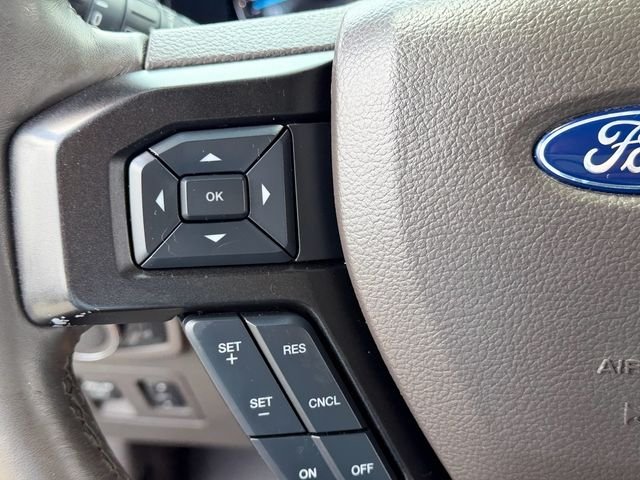 Used 2018 Blue Ford Limited image 25